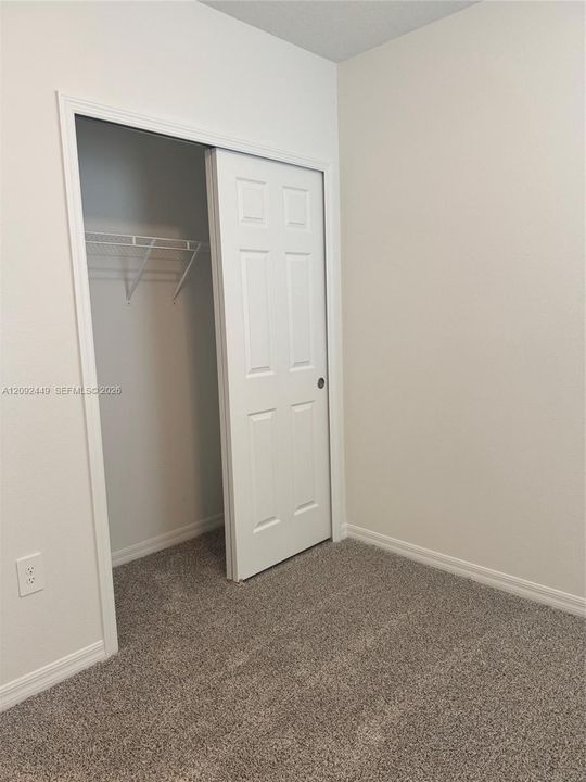 For Rent: $2,000 (3 beds, 2 baths, 1484 Square Feet)