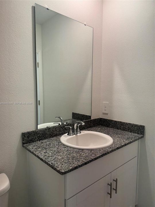 For Rent: $2,000 (3 beds, 2 baths, 1484 Square Feet)