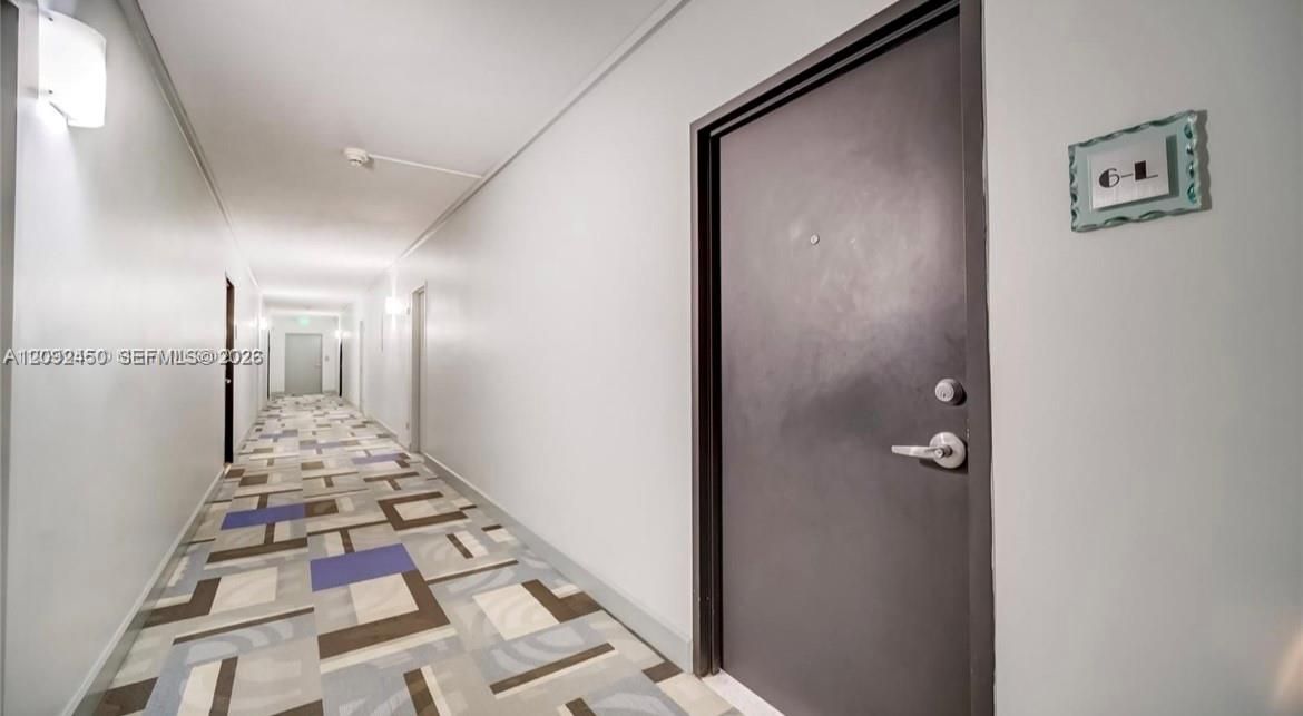 For Sale: $350,000 (2 beds, 2 baths, 1045 Square Feet)