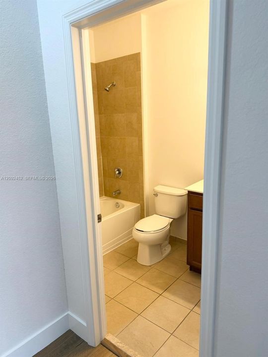 For Rent: $2,900 (3 beds, 2 baths, 1335 Square Feet)