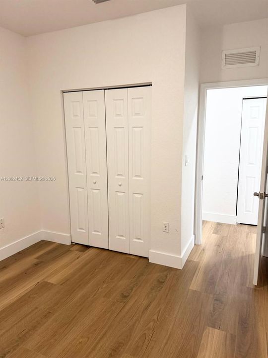 For Rent: $2,900 (3 beds, 2 baths, 1335 Square Feet)