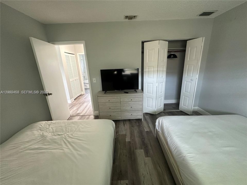 En Renta: $2,700 (2 camas, 1 baños, 1100 Pies cuadrados)