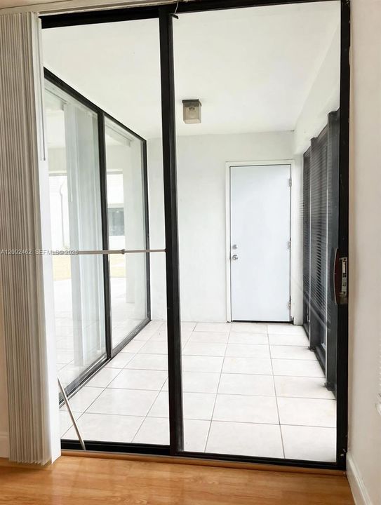 En Renta: $2,000 (2 camas, 2 baños, 880 Pies cuadrados)