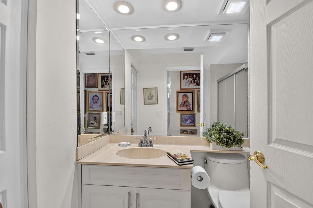 Full Bathroom