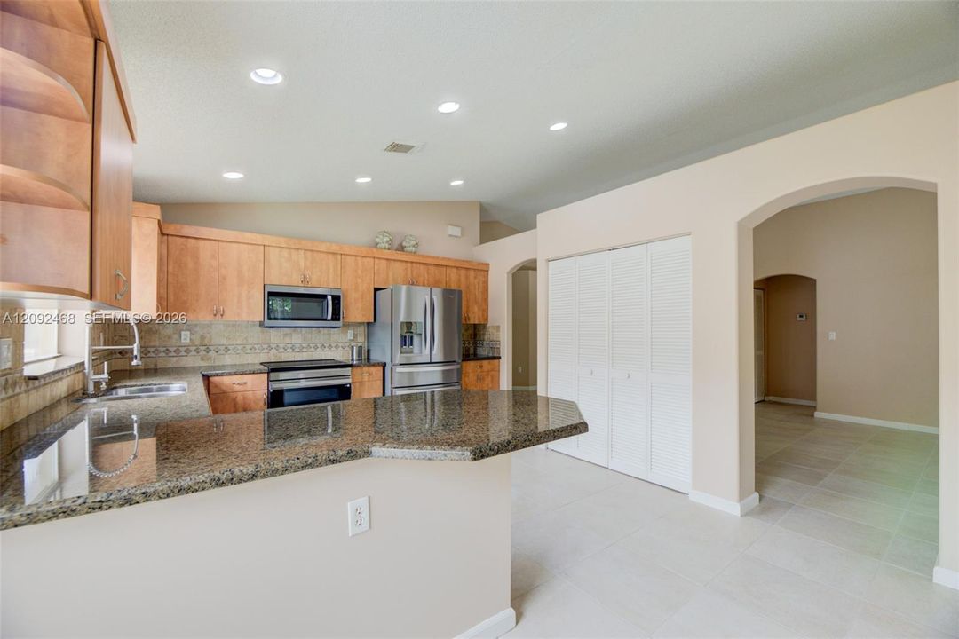 For Sale: $675,000 (3 beds, 2 baths, 1648 Square Feet)