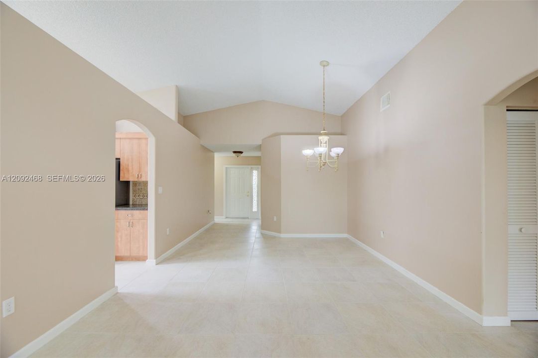 For Sale: $675,000 (3 beds, 2 baths, 1648 Square Feet)
