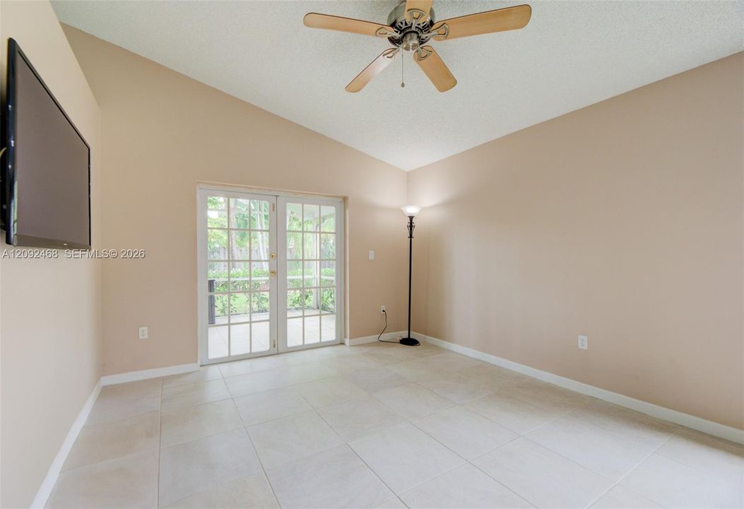 For Sale: $675,000 (3 beds, 2 baths, 1648 Square Feet)