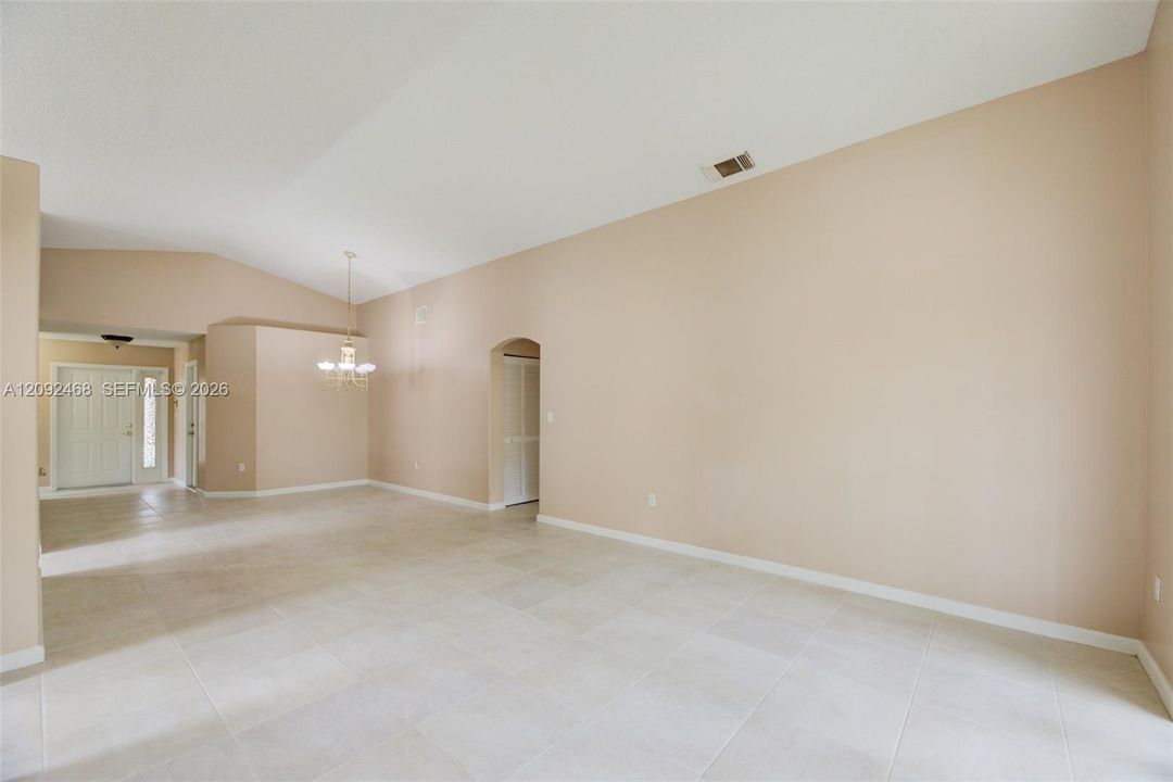 For Sale: $675,000 (3 beds, 2 baths, 1648 Square Feet)