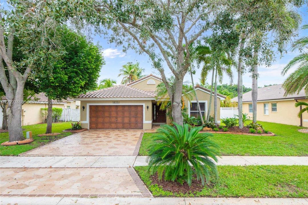 For Sale: $675,000 (3 beds, 2 baths, 1648 Square Feet)