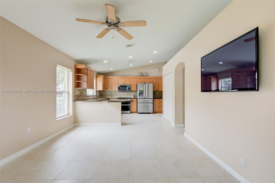For Sale: $675,000 (3 beds, 2 baths, 1648 Square Feet)