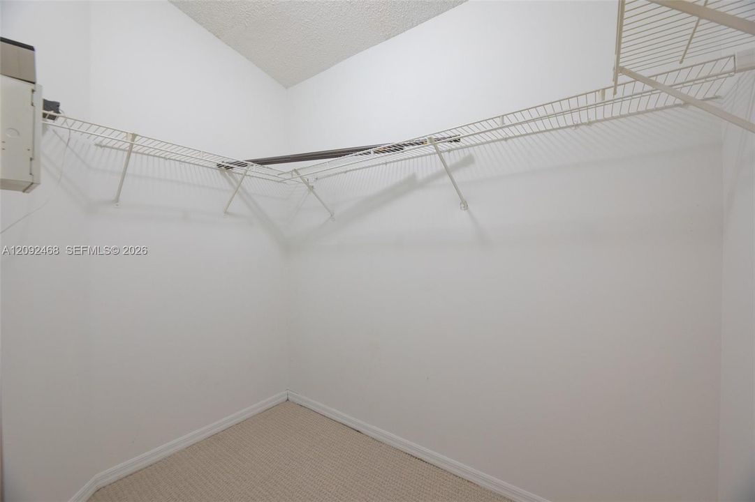 For Sale: $675,000 (3 beds, 2 baths, 1648 Square Feet)