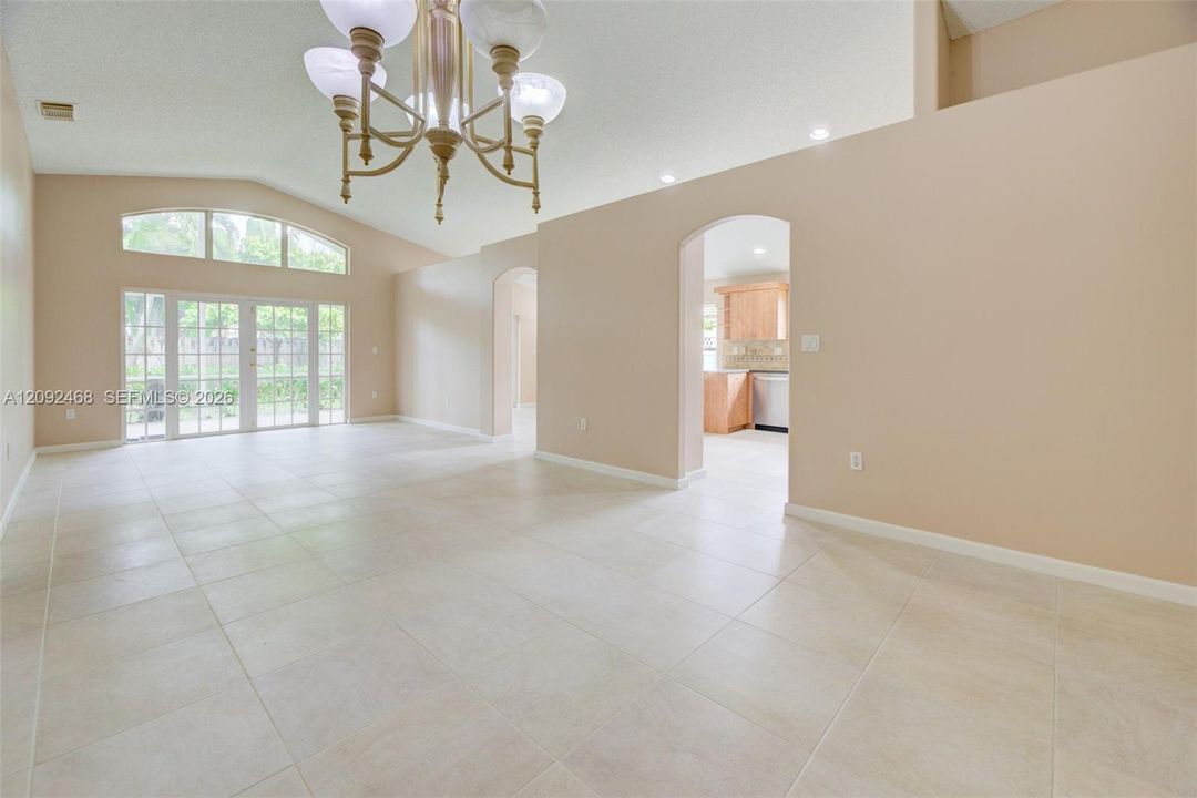 For Sale: $675,000 (3 beds, 2 baths, 1648 Square Feet)
