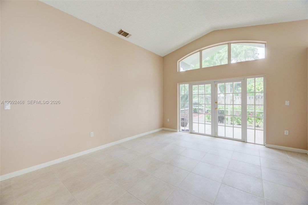 For Sale: $675,000 (3 beds, 2 baths, 1648 Square Feet)