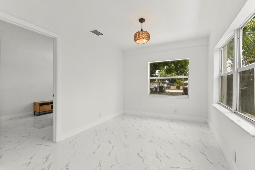 09 Living Room 05