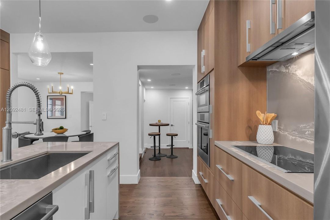 En Venta: $2,400,000 (4 camas, 3 baños, 0 Pies cuadrados)