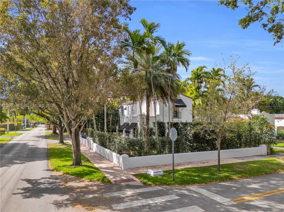 En Venta: $2,400,000 (4 camas, 3 baños, 0 Pies cuadrados)