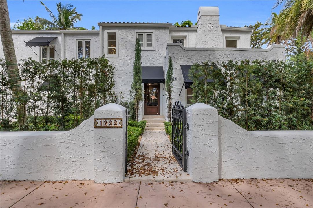En Venta: $2,400,000 (4 camas, 3 baños, 0 Pies cuadrados)