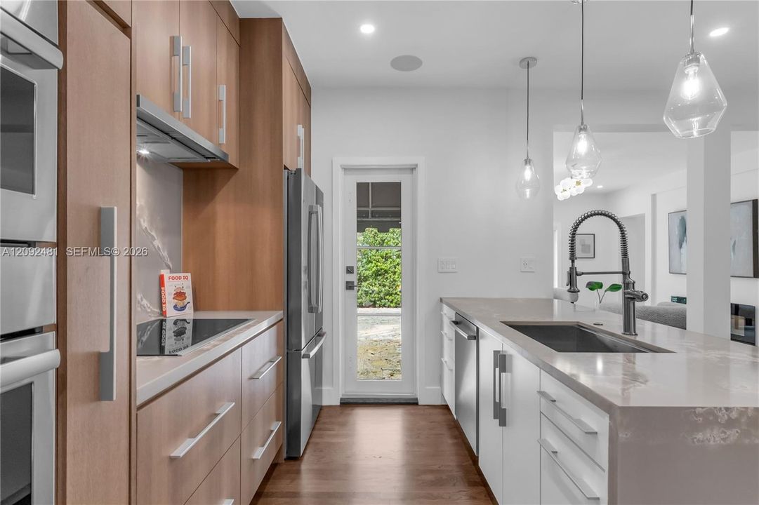 En Venta: $2,400,000 (4 camas, 3 baños, 0 Pies cuadrados)