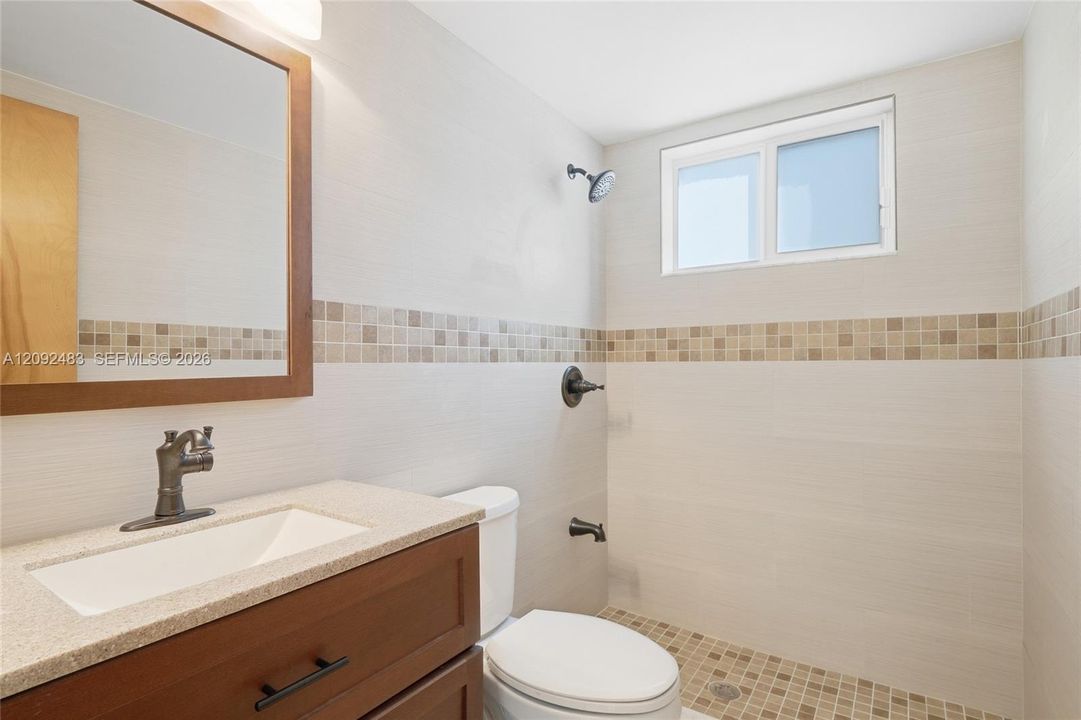 For Sale: $545,000 (3 beds, 2 baths, 1398 Square Feet)