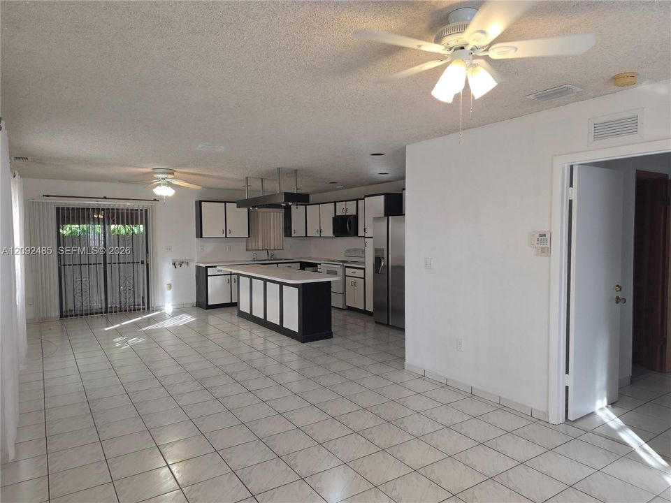 For Sale: $1,280,000 (0 beds, 0 baths, 3111 Square Feet)