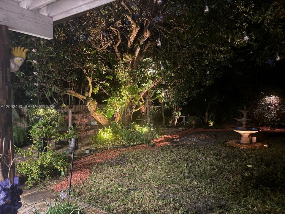 En Venta: $949,000 (3 camas, 2 baños, 2070 Pies cuadrados)