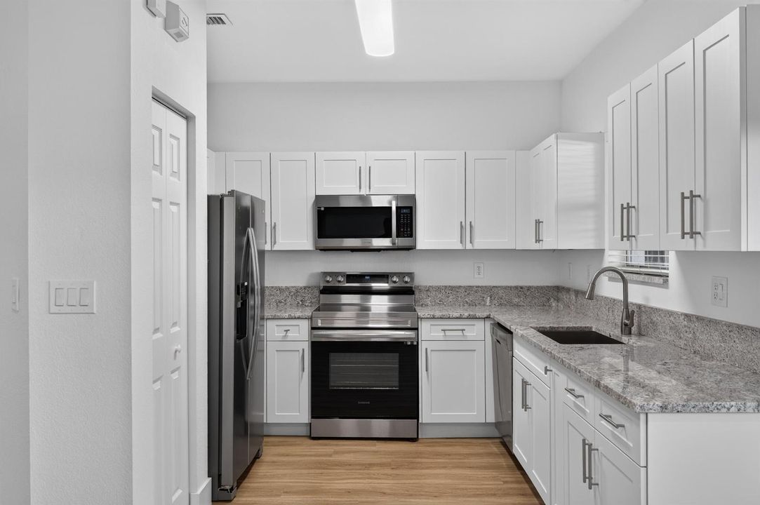 21952 cutler bay-23