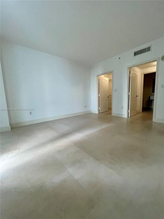 For Rent: $2,250 (1 beds, 1 baths, 762 Square Feet)