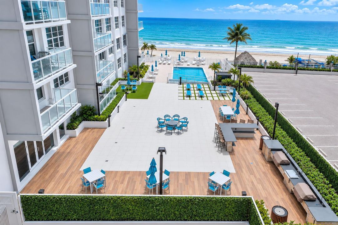 Beautifully Renovated Outdoor Space