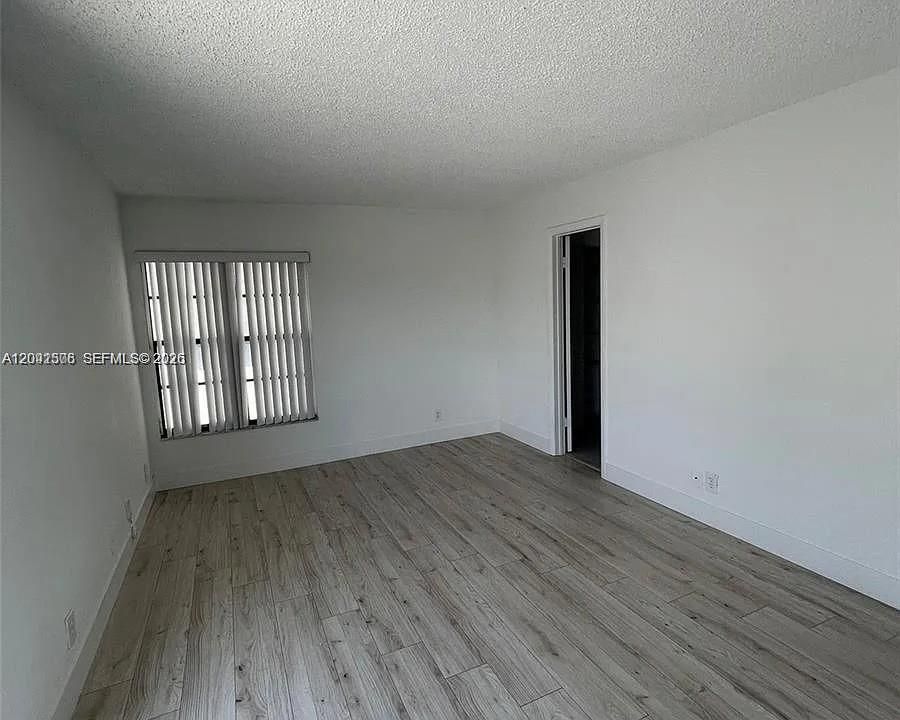 For Rent: $2,300 (3 beds, 2 baths, 1478 Square Feet)