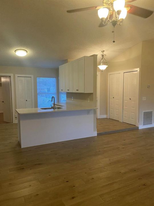Kitchen 4
