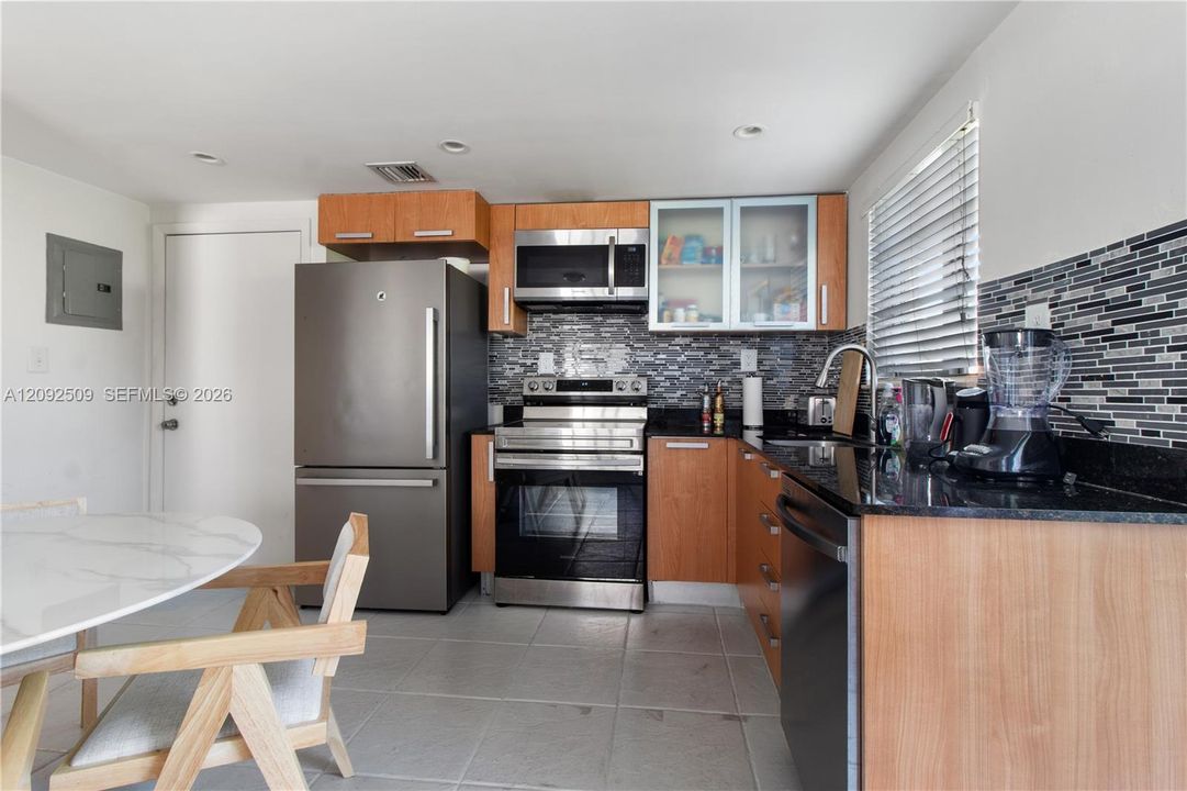 En Venta: $279,000 (1 camas, 1 baños, 621 Pies cuadrados)