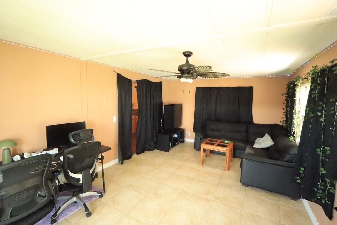 79f41edc-de36-49df-956d-d17c972876b6