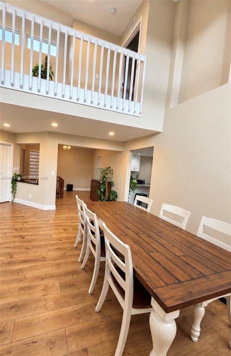 Formal Dining