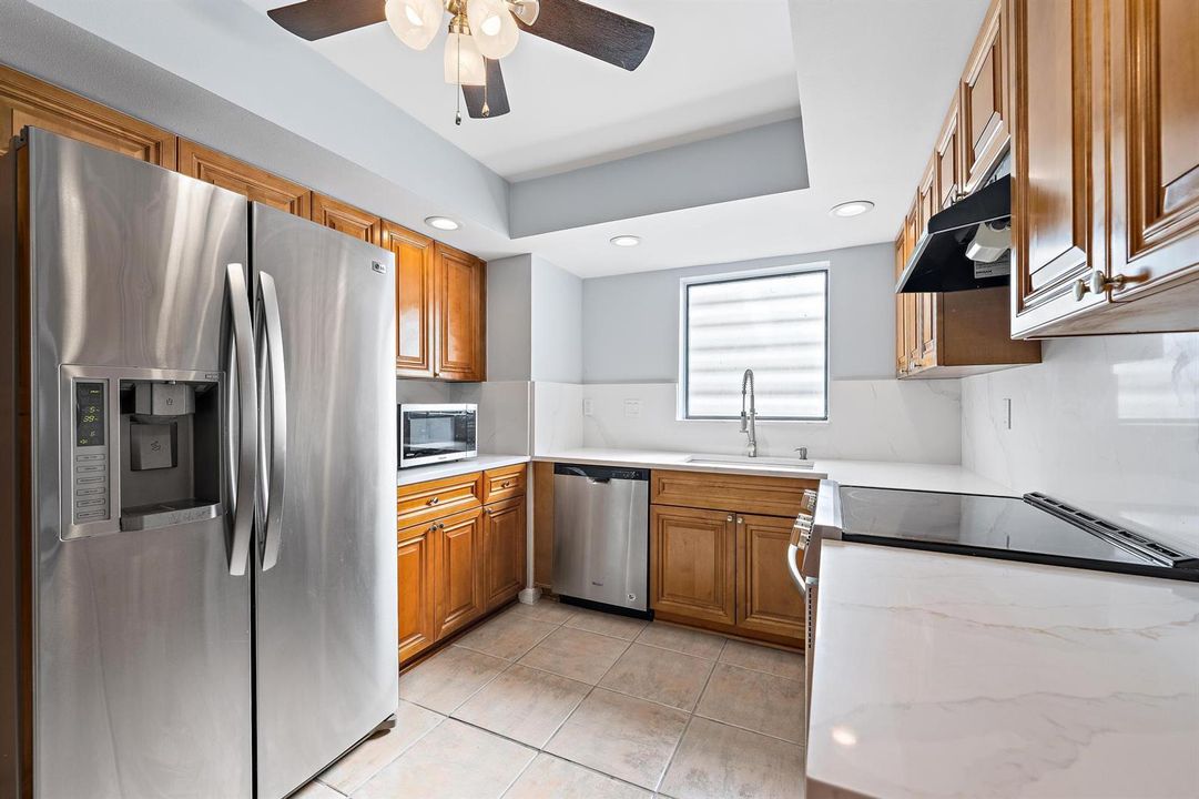 148 Weybridge Cir apt c-13
