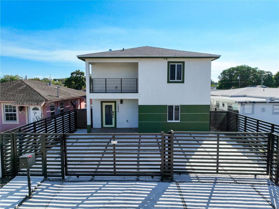 For Sale: $599,000 (4 beds, 3 baths, 2270 Square Feet)