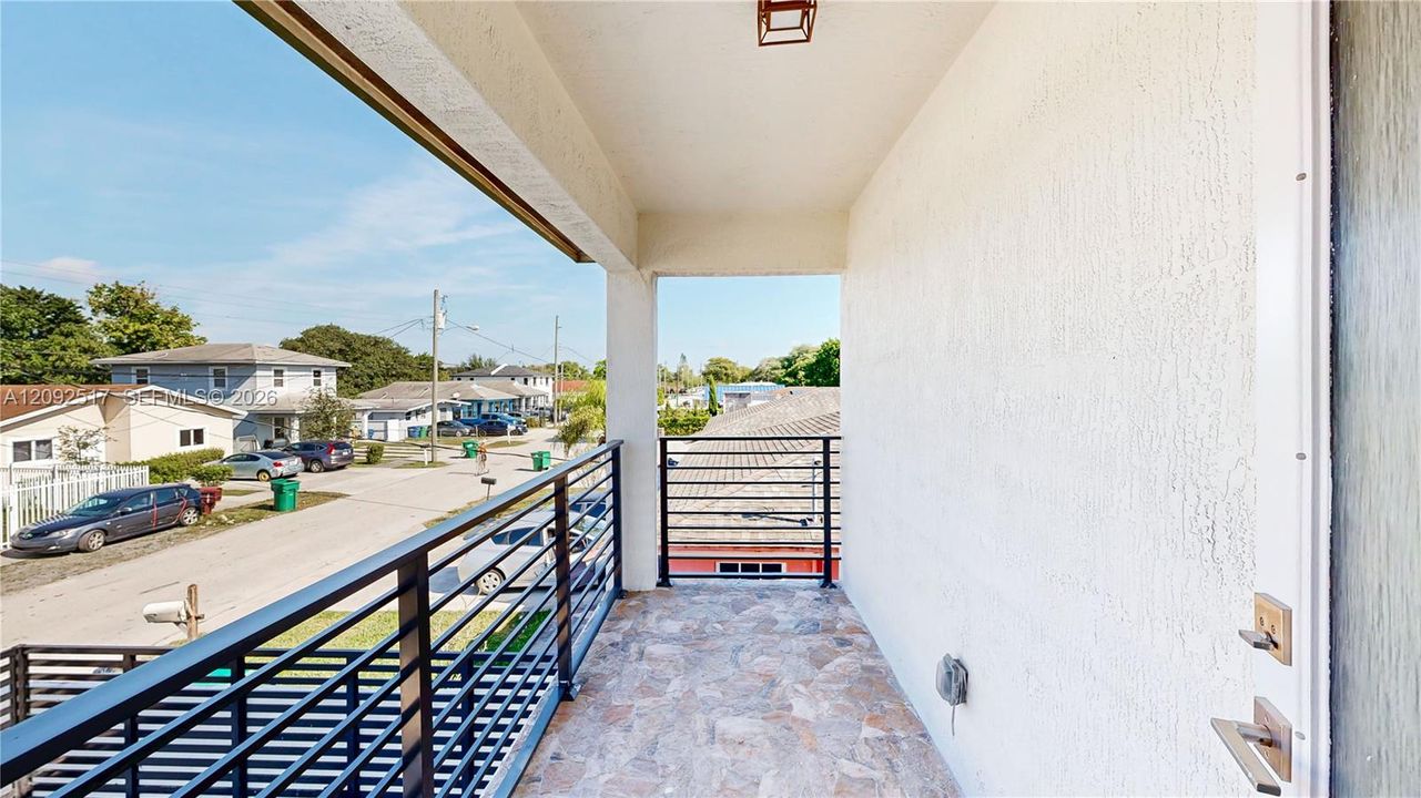 For Sale: $599,000 (4 beds, 3 baths, 2270 Square Feet)