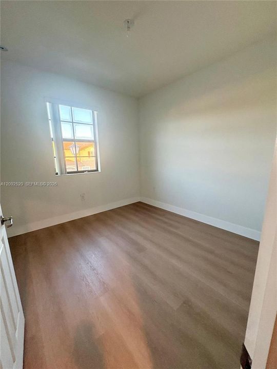 For Rent: $3,100 (3 beds, 2 baths, 1668 Square Feet)