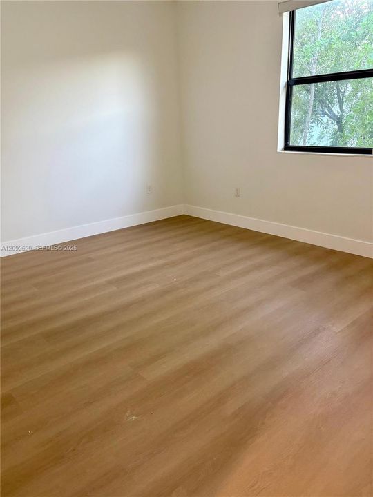 For Rent: $3,100 (3 beds, 2 baths, 1668 Square Feet)