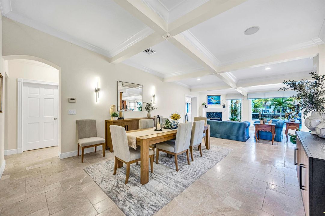 2507 BARCELONA DR-39