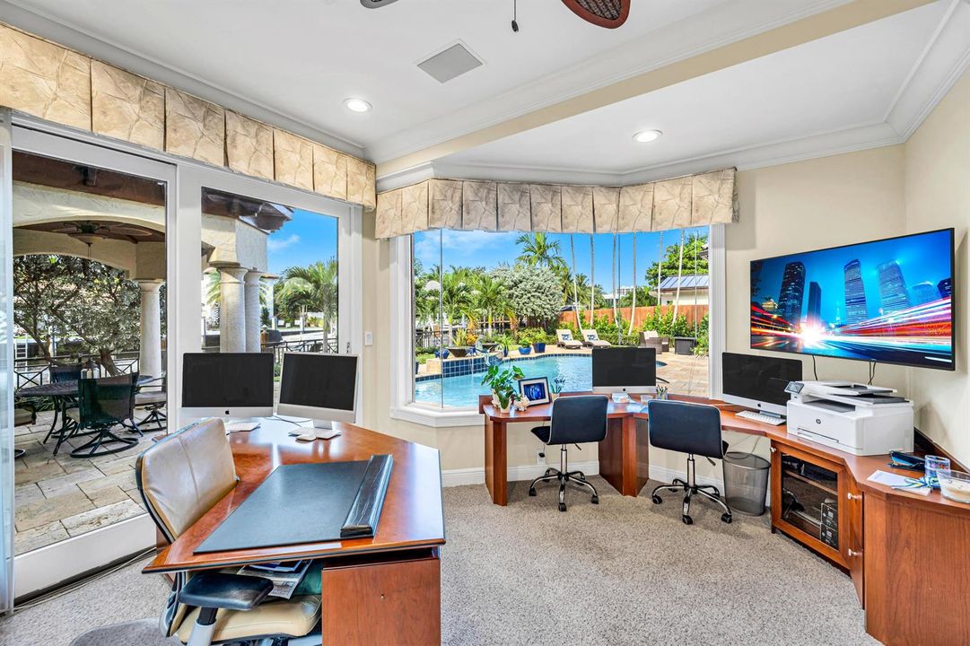 2507 BARCELONA DR-34