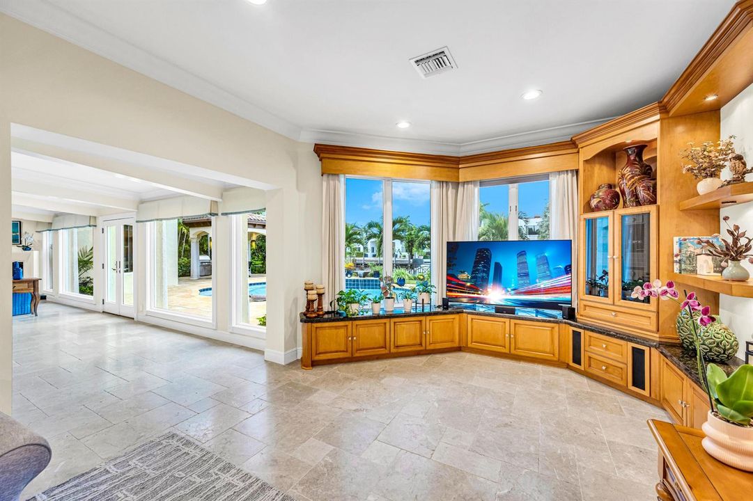 2507 BARCELONA DR-54