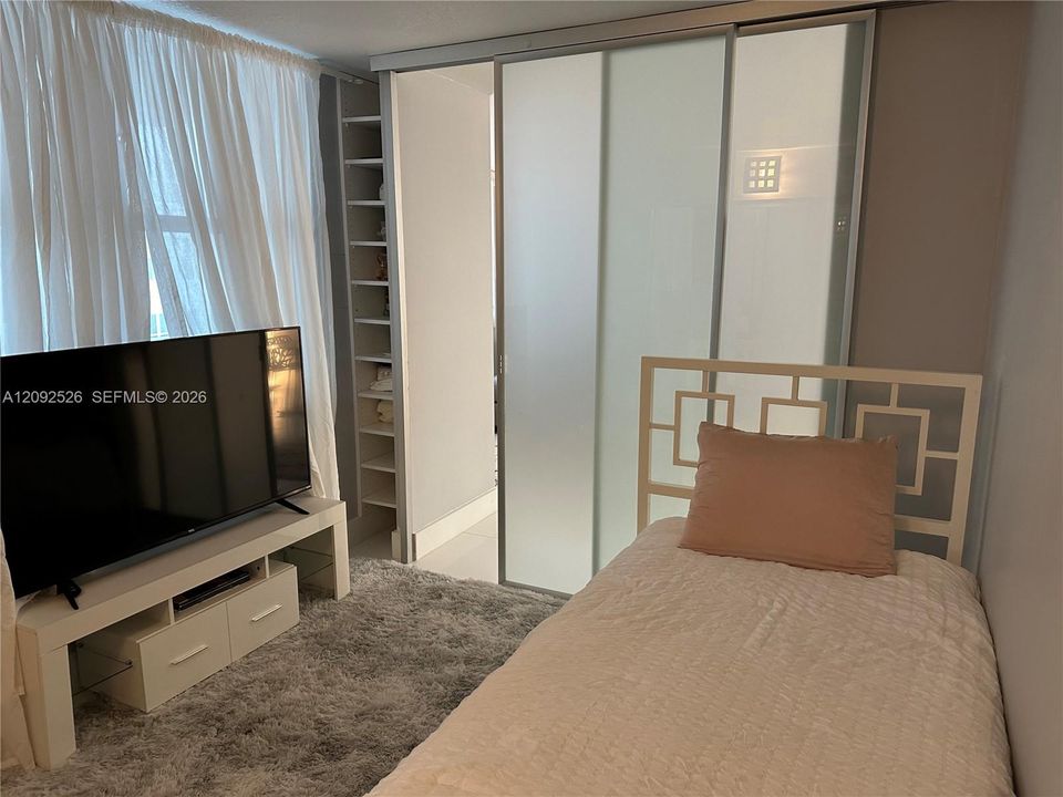 En Renta: $3,450 (2 camas, 2 baños, 1065 Pies cuadrados)