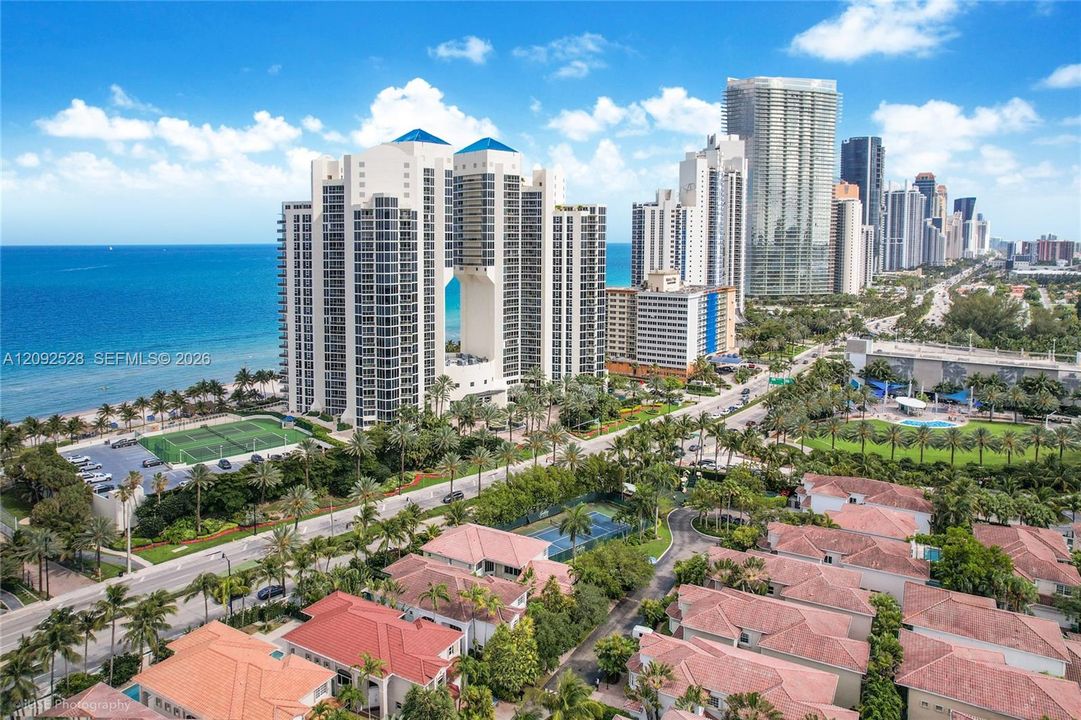 На продажу: $3,900,000 (6 спален, 4 ванн, 4099 Квадратных фут)