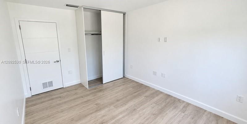 For Sale: $399,990 (4 beds, 3 baths, 1434 Square Feet)