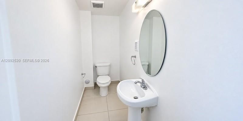 For Sale: $399,990 (4 beds, 3 baths, 1434 Square Feet)