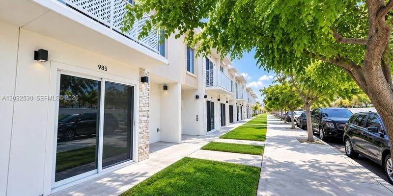 For Sale: $399,990 (4 beds, 3 baths, 1434 Square Feet)