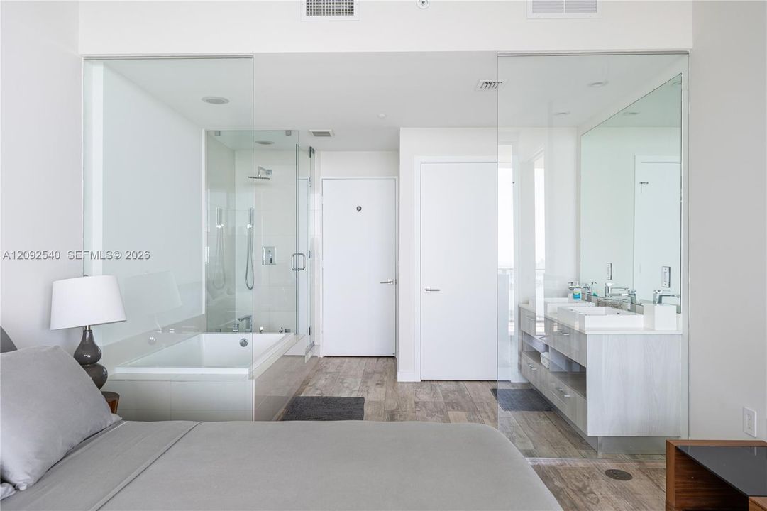 For Rent: $16,500 (4 beds, 4 baths, 2407 Square Feet)