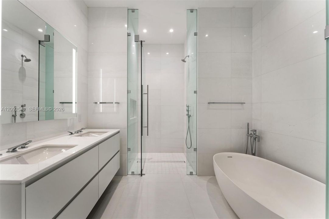 For Sale: $25,000,000 (4 beds, 6 baths, 9681 Square Feet)