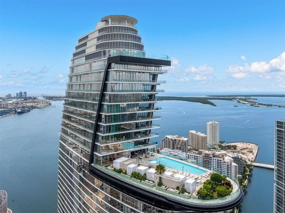For Sale: $25,000,000 (4 beds, 6 baths, 9681 Square Feet)