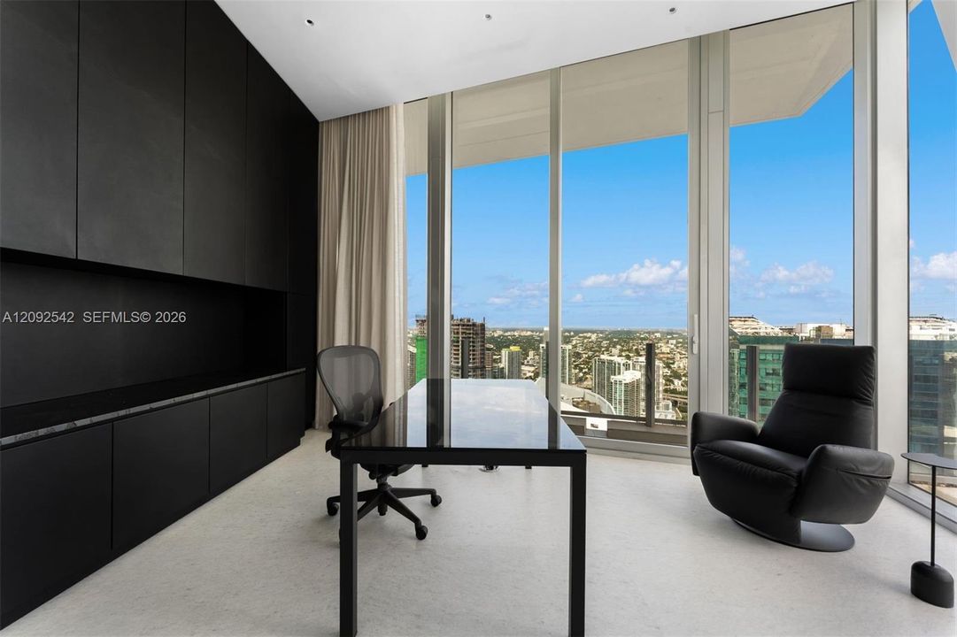 For Sale: $25,000,000 (4 beds, 6 baths, 9681 Square Feet)